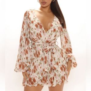 Floral Romper - Fashion Nova - Size Small